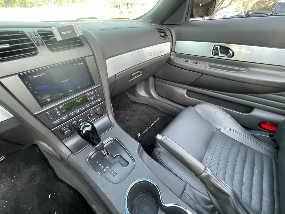 2002 Ford Thunderbird 11th Gen - Image 20 of 21