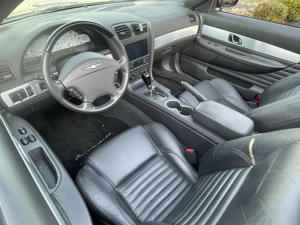 2002 Ford Thunderbird 11th Gen - Image 14 of 21