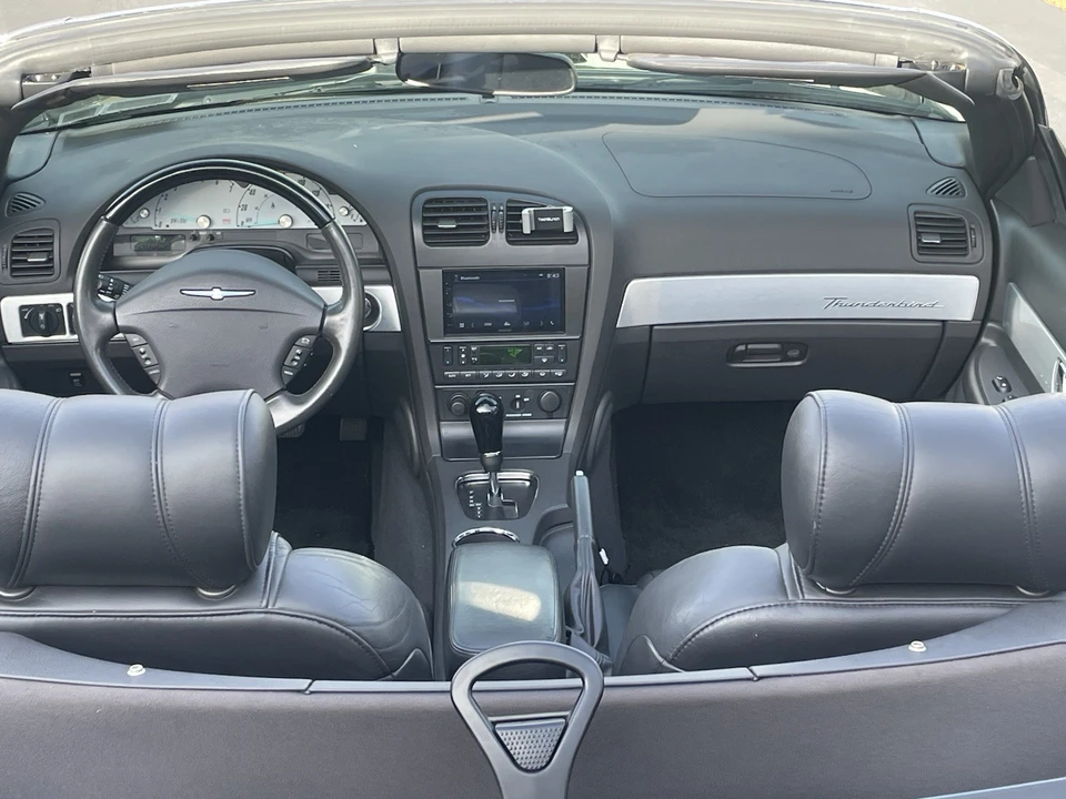 2002 Ford Thunderbird 11th Gen - Image 16 of 21