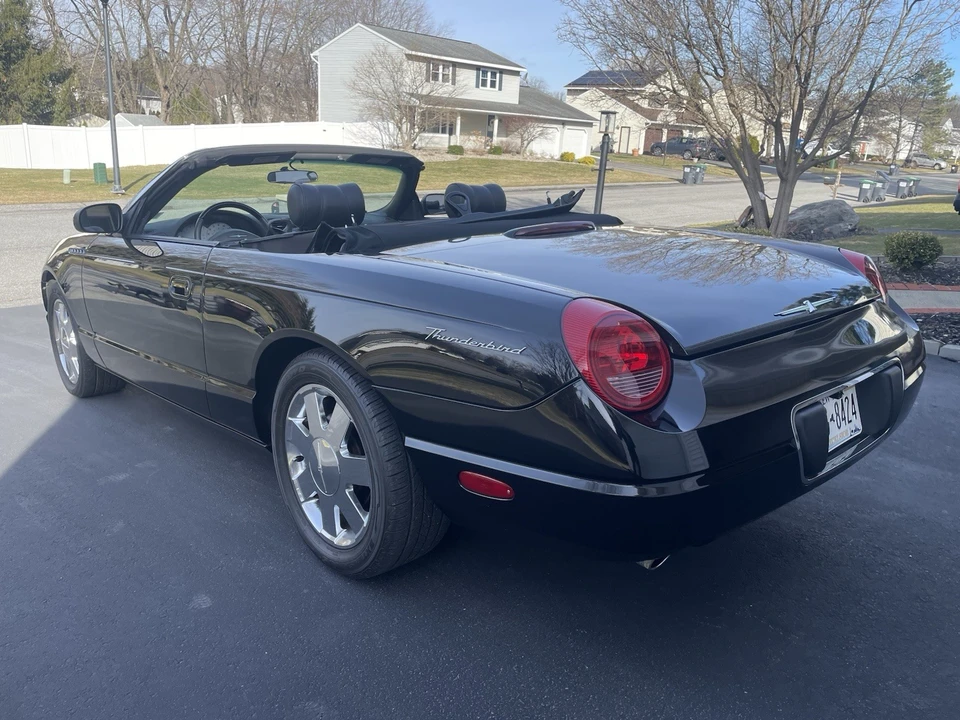 2002 Ford Thunderbird 11th Gen - Image 5 of 21