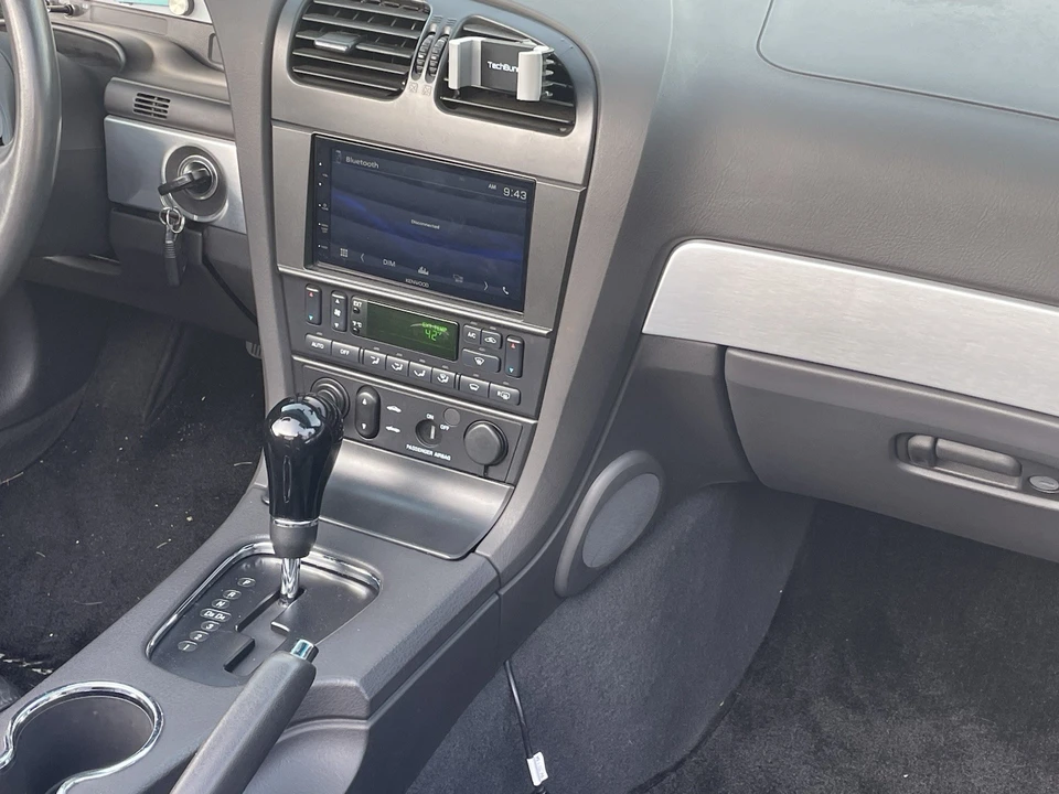 2002 Ford Thunderbird 11th Gen - Image 18 of 21