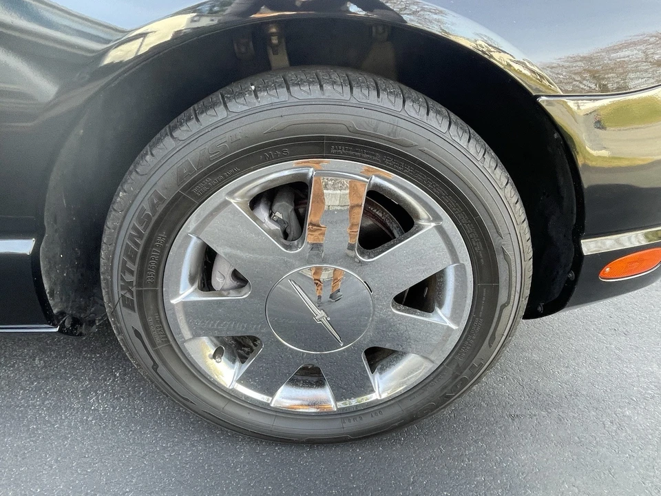 2002 Ford Thunderbird 11th Gen - Image 11 of 21