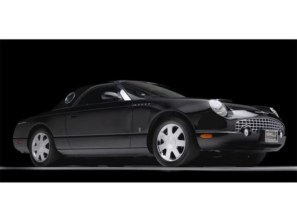 2002 Ford Thunderbird 11th Gen - Image 26 of 31
