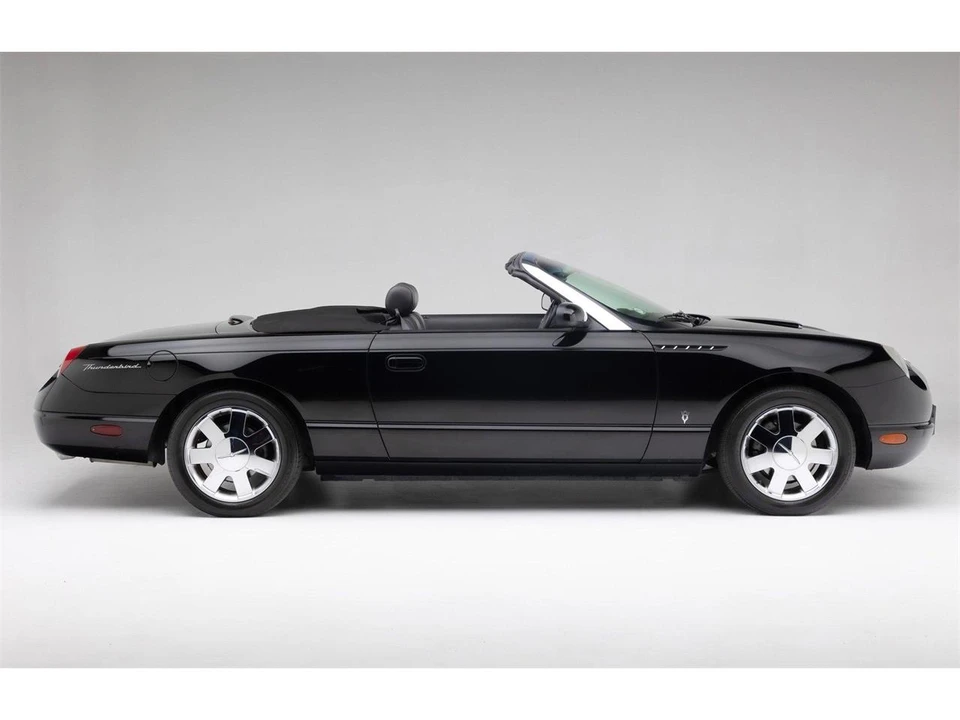 2002 Ford Thunderbird 11th Gen - Image 3 of 31