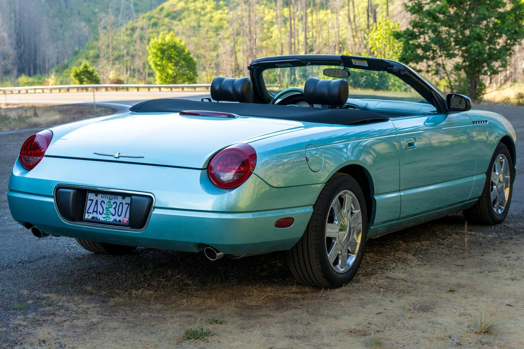 2002 Ford Thunderbird 11th Gen - Image 4 of 31