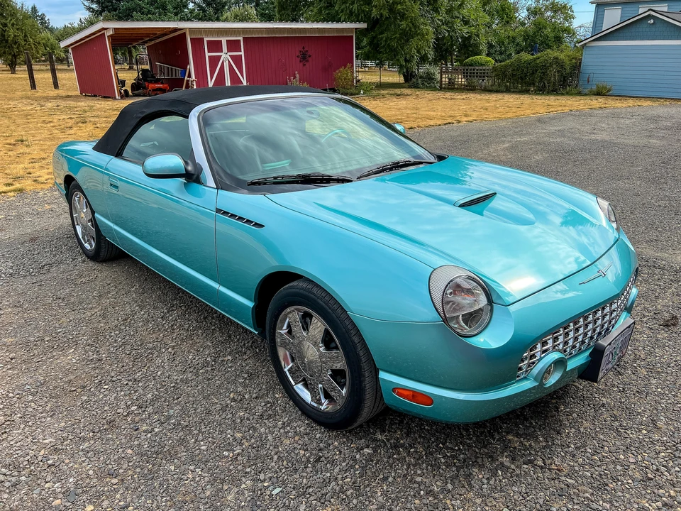 2002 Ford Thunderbird 11th Gen - Image 29 of 31