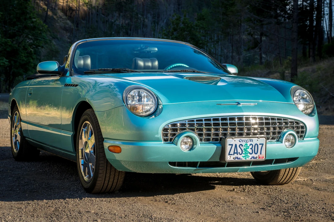 2002 Ford Thunderbird 11th Gen - Image 23 of 31