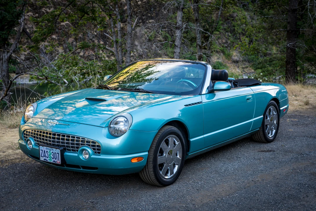 2002 Ford Thunderbird 11th Gen - Image 9 of 31