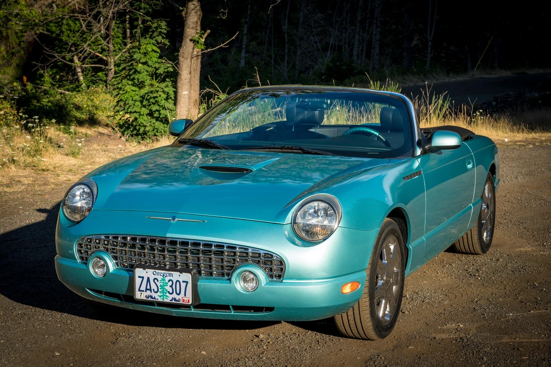 2002 Ford Thunderbird 11th Gen - Image 6 of 31