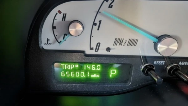 2002 Ford Thunderbird 11th Gen - Image 15 of 23