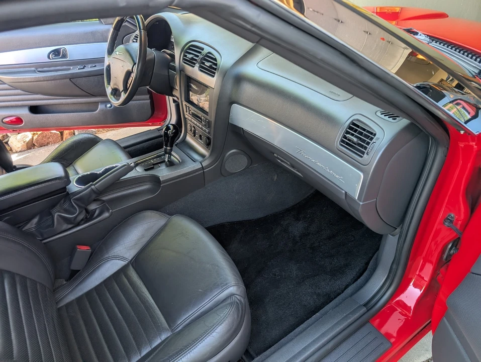 2002 Ford Thunderbird 11th Gen - Image 17 of 23