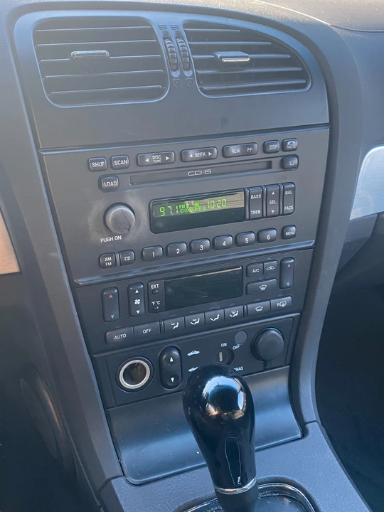 2002 Ford Thunderbird 11th Gen - Image 7 of 9