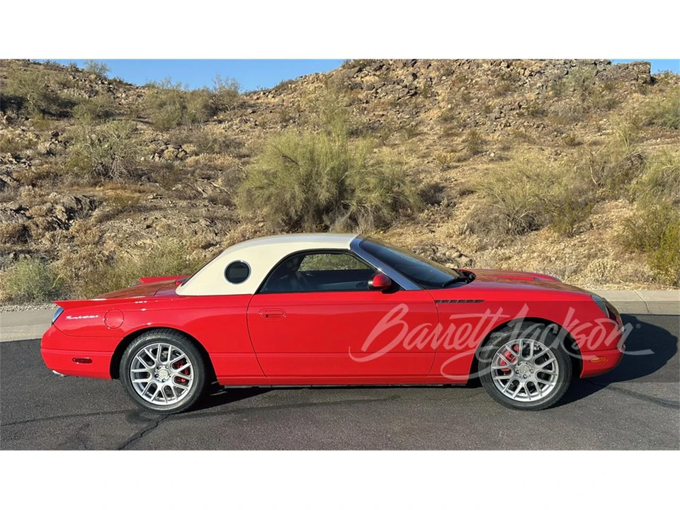2002 Ford Thunderbird 11th Gen - Image 2 of 5