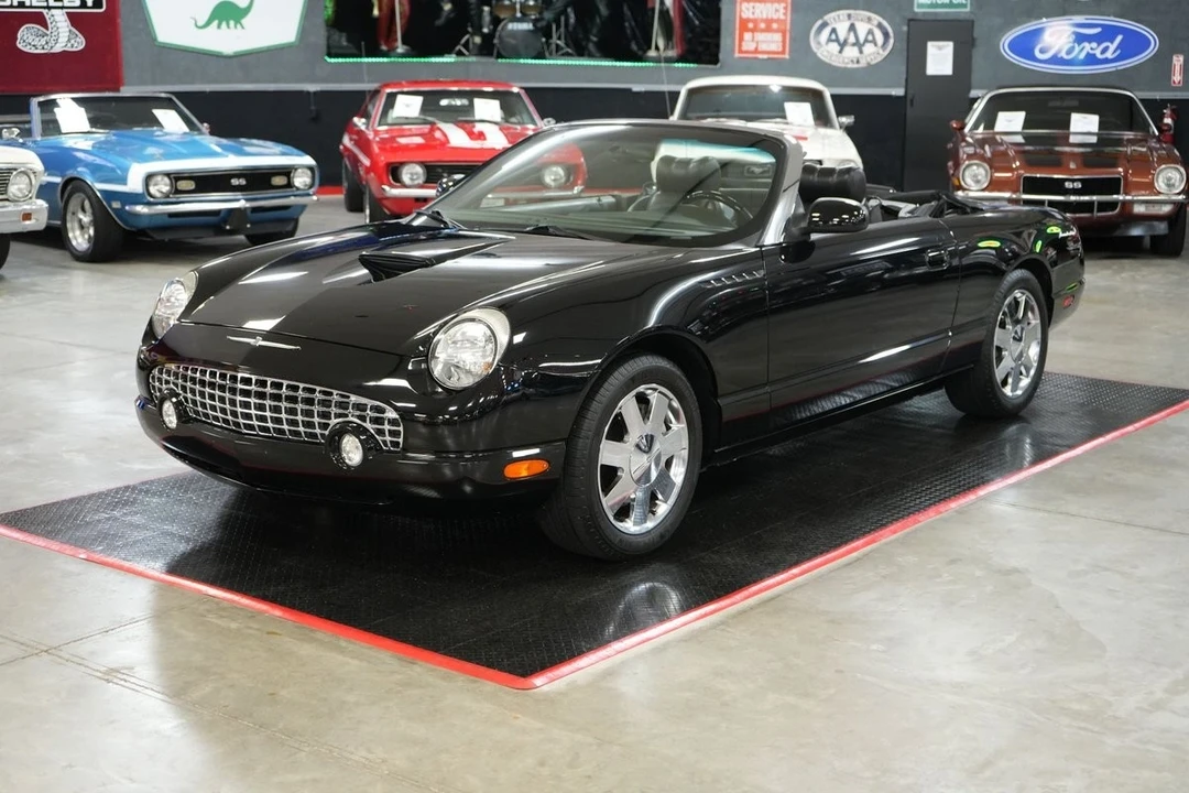 2002 Ford Thunderbird 11th Gen - Image 2 of 21
