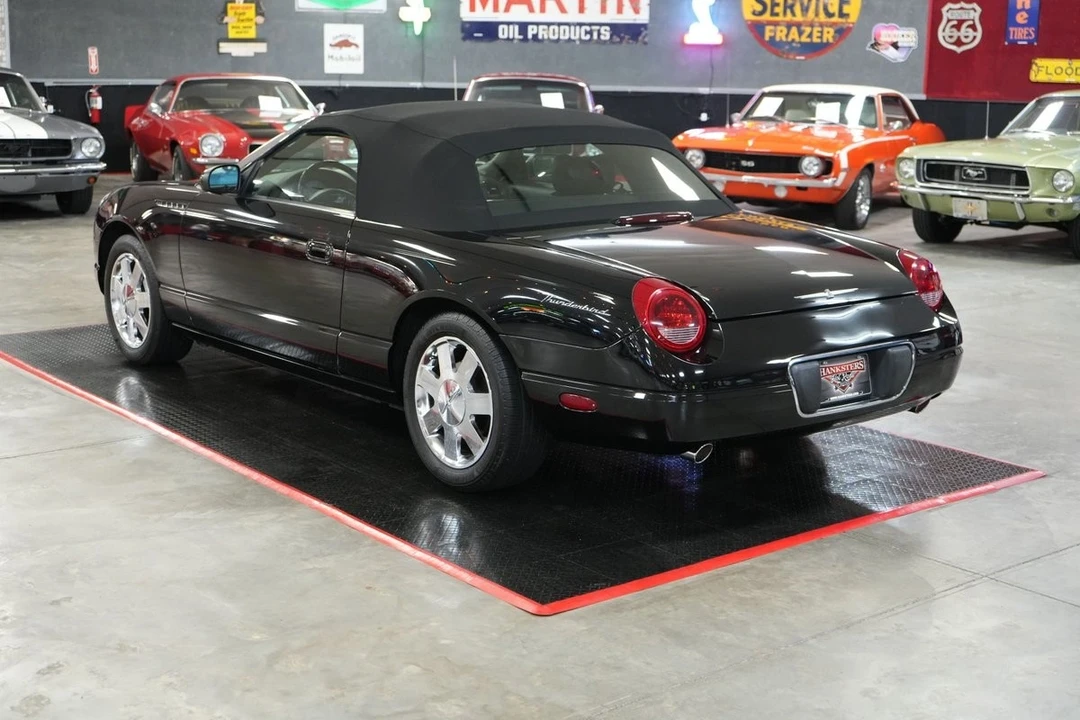 2002 Ford Thunderbird 11th Gen - Image 13 of 21