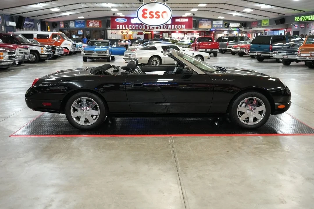 2002 Ford Thunderbird 10th Gen - Image 7 of 21