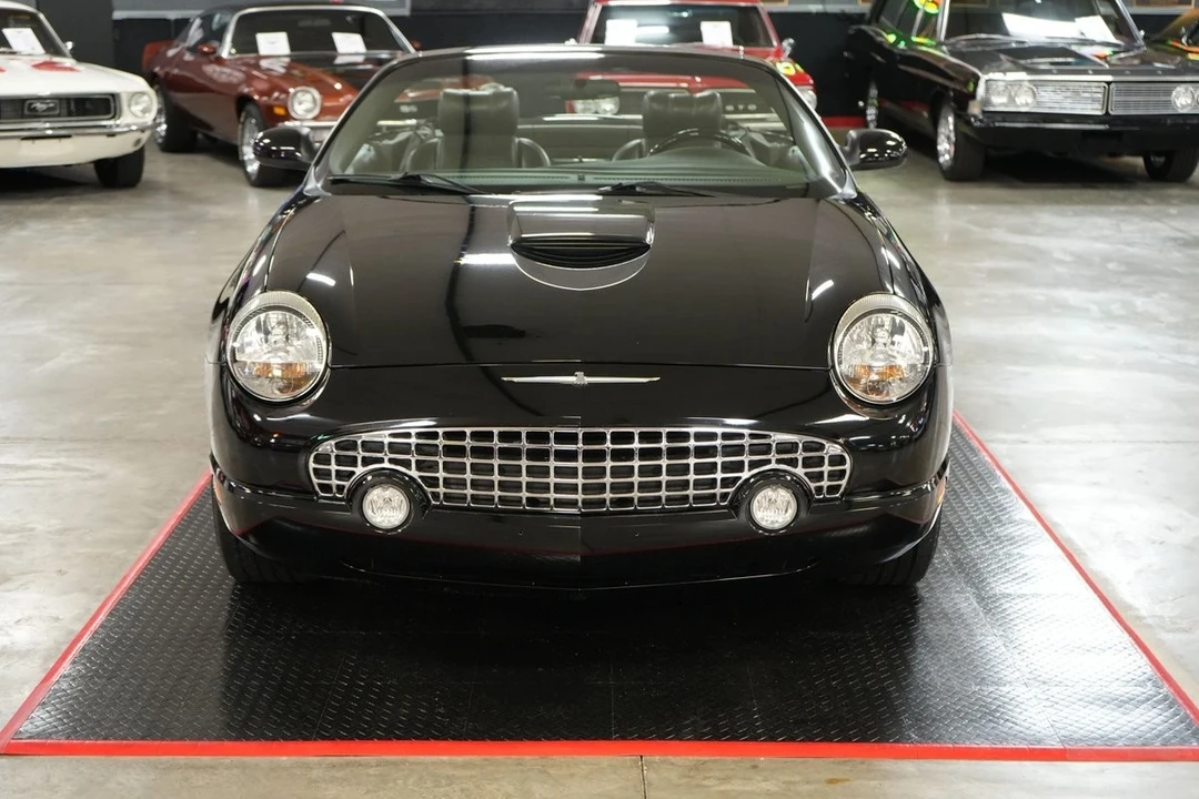 2002 Ford Thunderbird 11th Gen - Image 9 of 21
