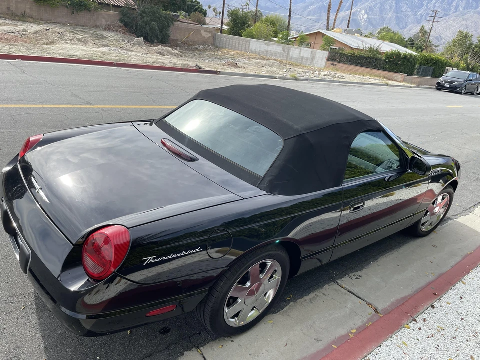 2002 Ford Thunderbird 11th Gen - Image 23 of 31