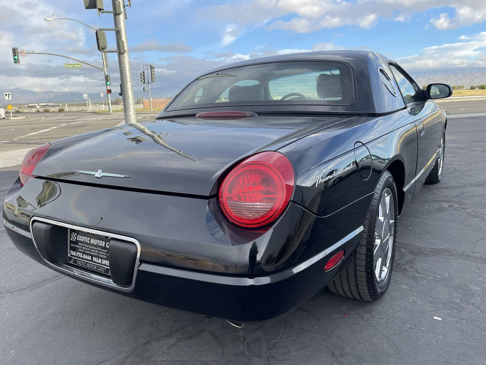 2002 Ford Thunderbird 11th Gen - Image 21 of 31