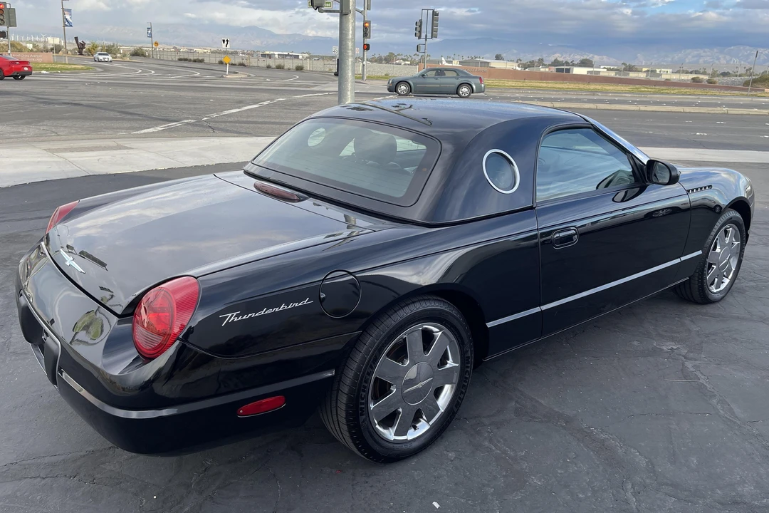 2002 Ford Thunderbird 11th Gen - Image 4 of 31