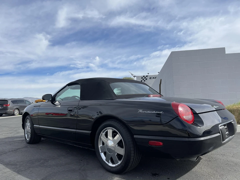 2002 Ford Thunderbird 11th Gen - Image 18 of 31