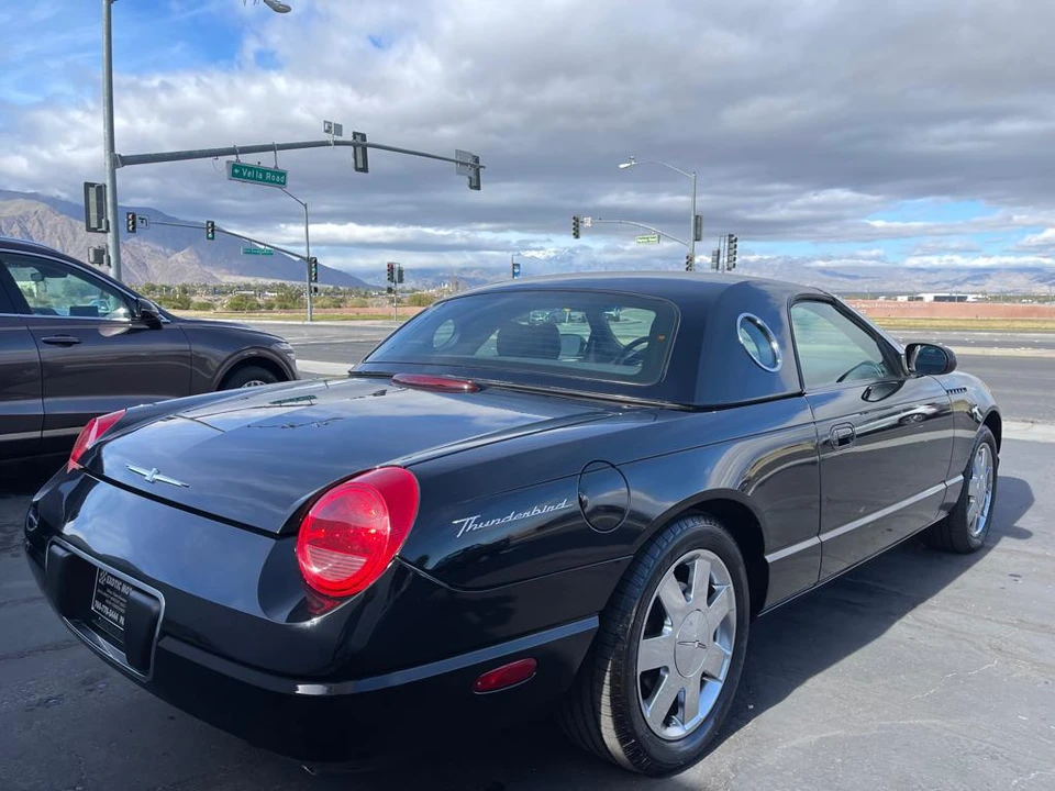 2002 Ford Thunderbird 11th Gen - Image 22 of 31