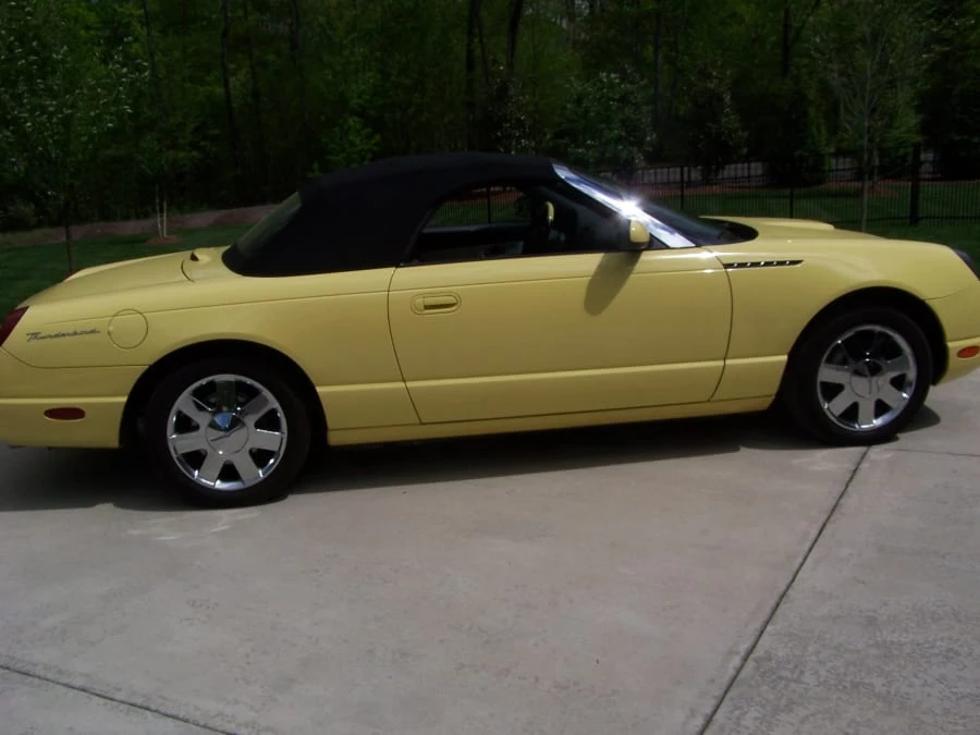 2002 Ford Thunderbird 11th Gen - Image 2 of 9