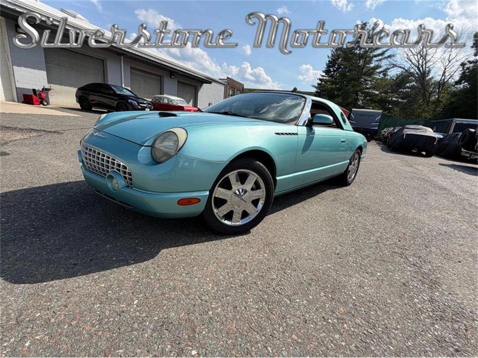 2002 Ford Thunderbird 11th Gen - Image 3 of 31
