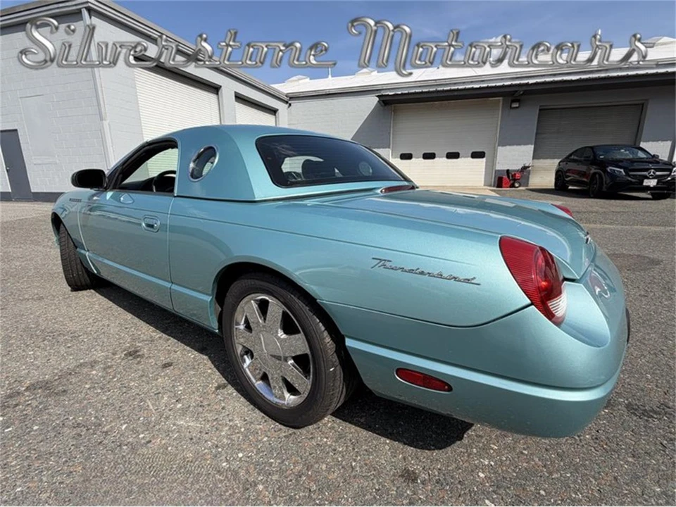 2002 Ford Thunderbird 11th Gen - Image 23 of 31