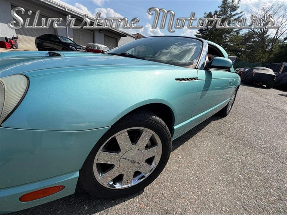 2002 Ford Thunderbird 11th Gen - Image 11 of 31