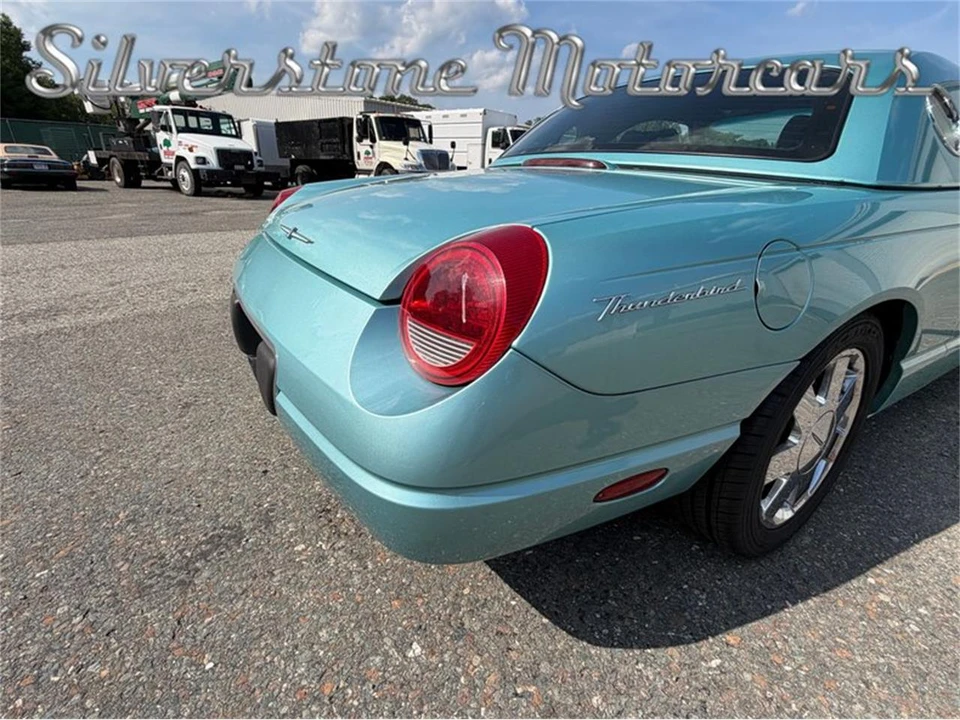 2002 Ford Thunderbird 11th Gen - Image 20 of 31