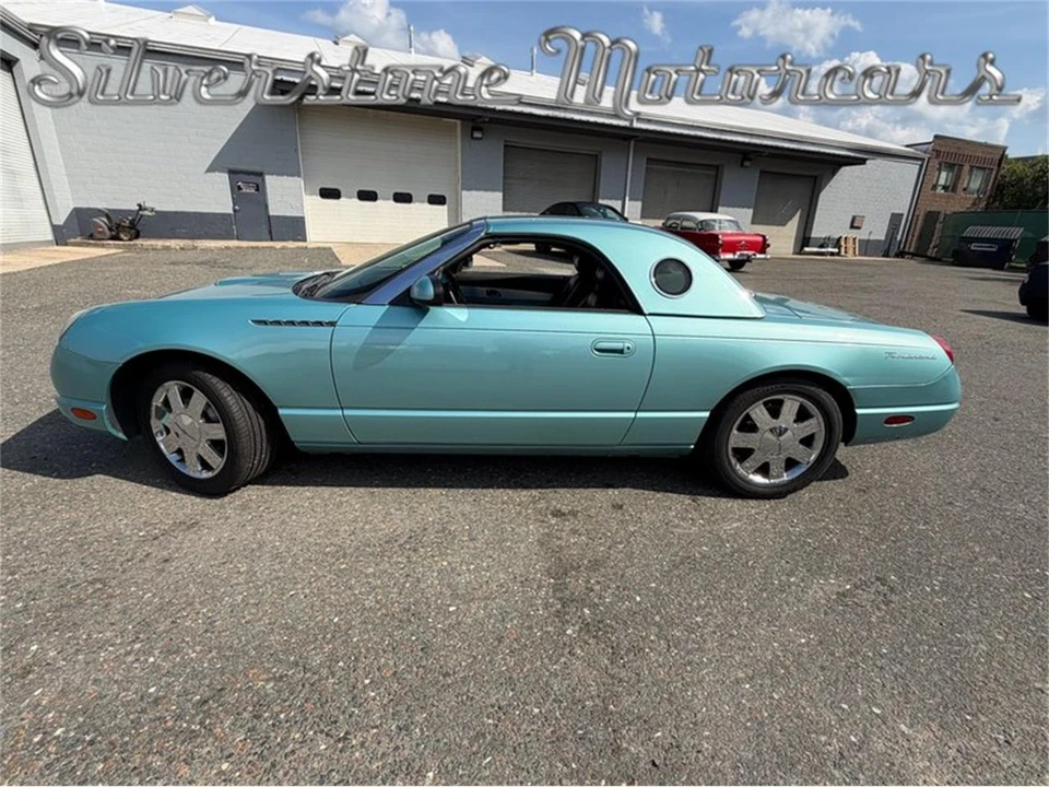 2002 Ford Thunderbird 11th Gen - Image 8 of 31
