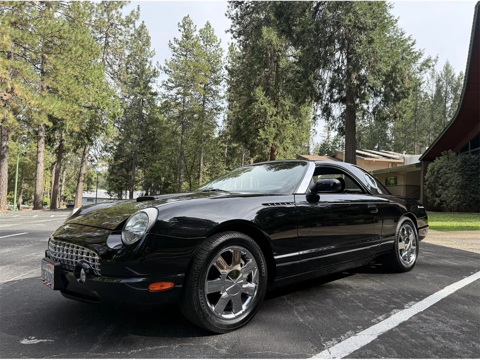 2002 Ford Thunderbird 11th Gen - Image 6 of 31