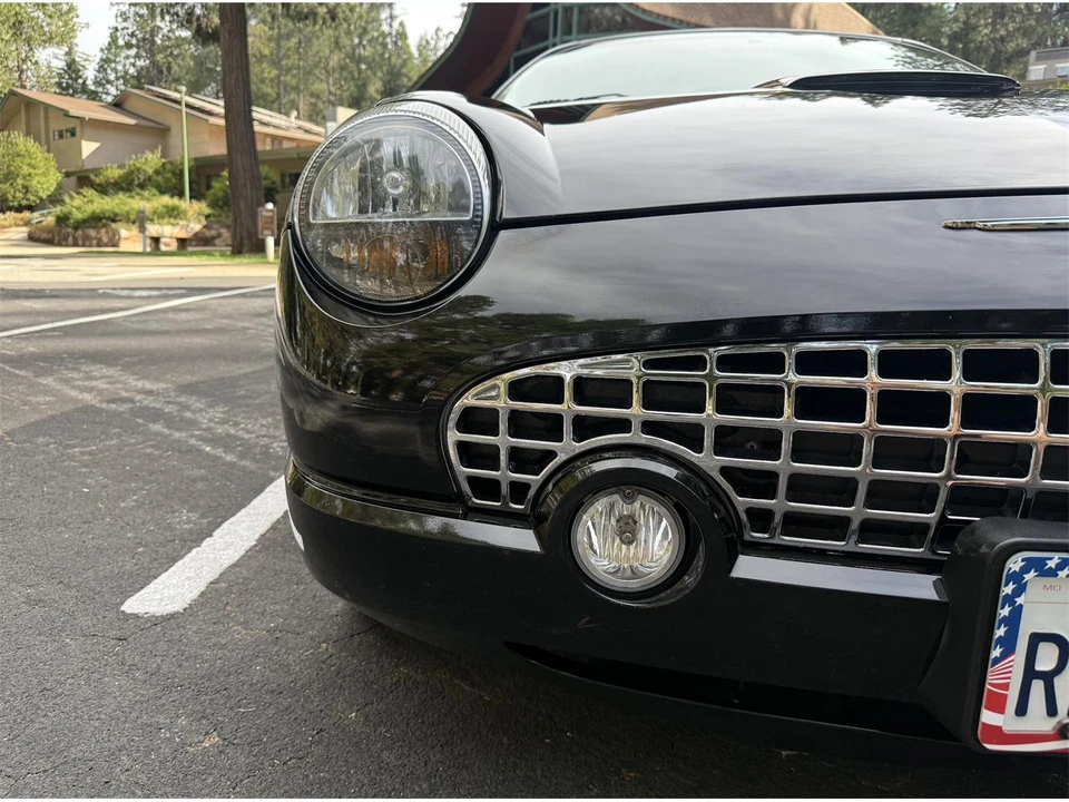 2002 Ford Thunderbird 11th Gen - Image 9 of 31