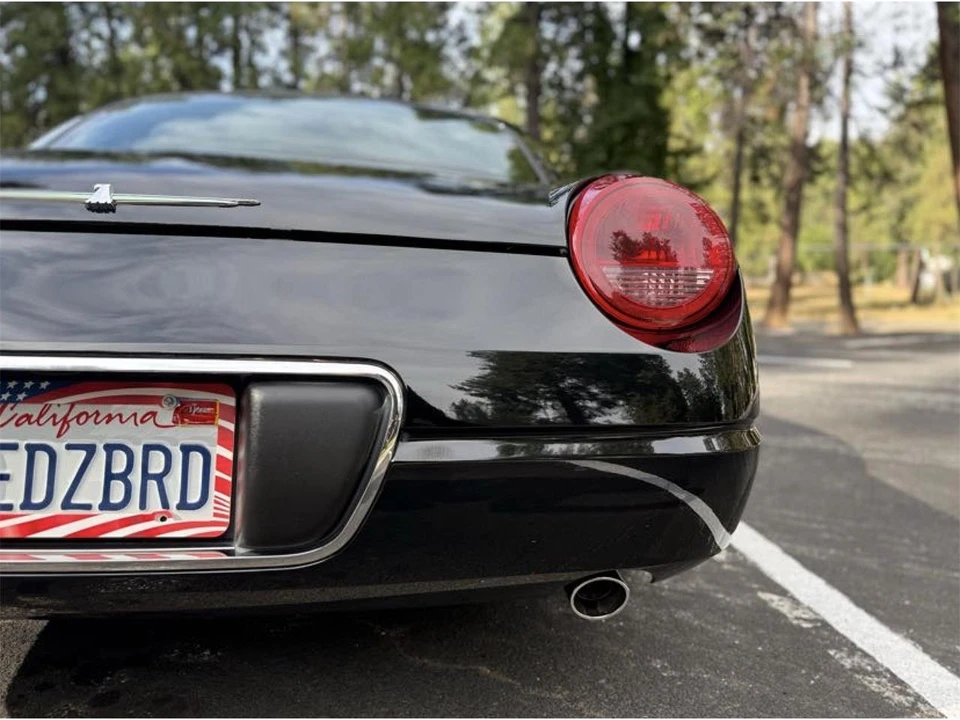 2002 Ford Thunderbird 11th Gen - Image 12 of 31
