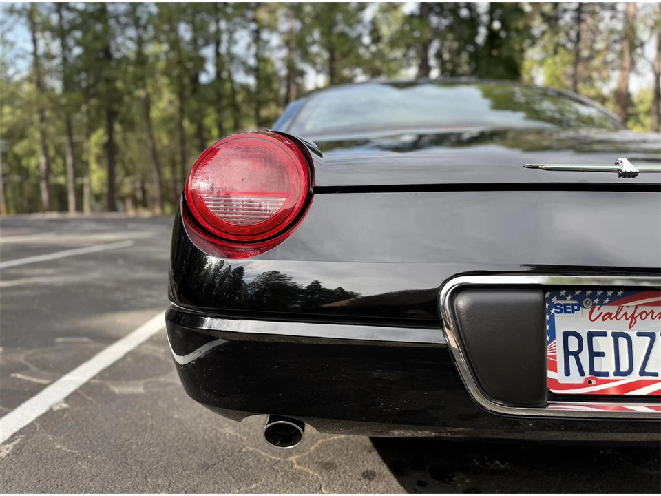 2002 Ford Thunderbird 11th Gen - Image 11 of 31