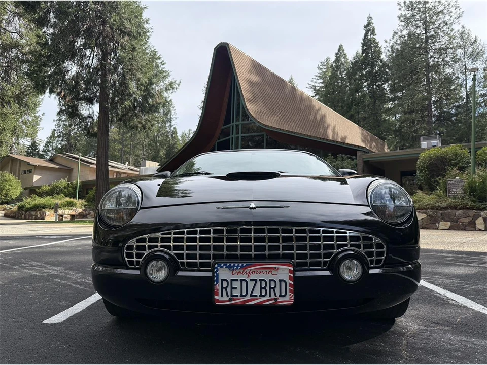 2002 Ford Thunderbird 11th Gen - Image 14 of 31