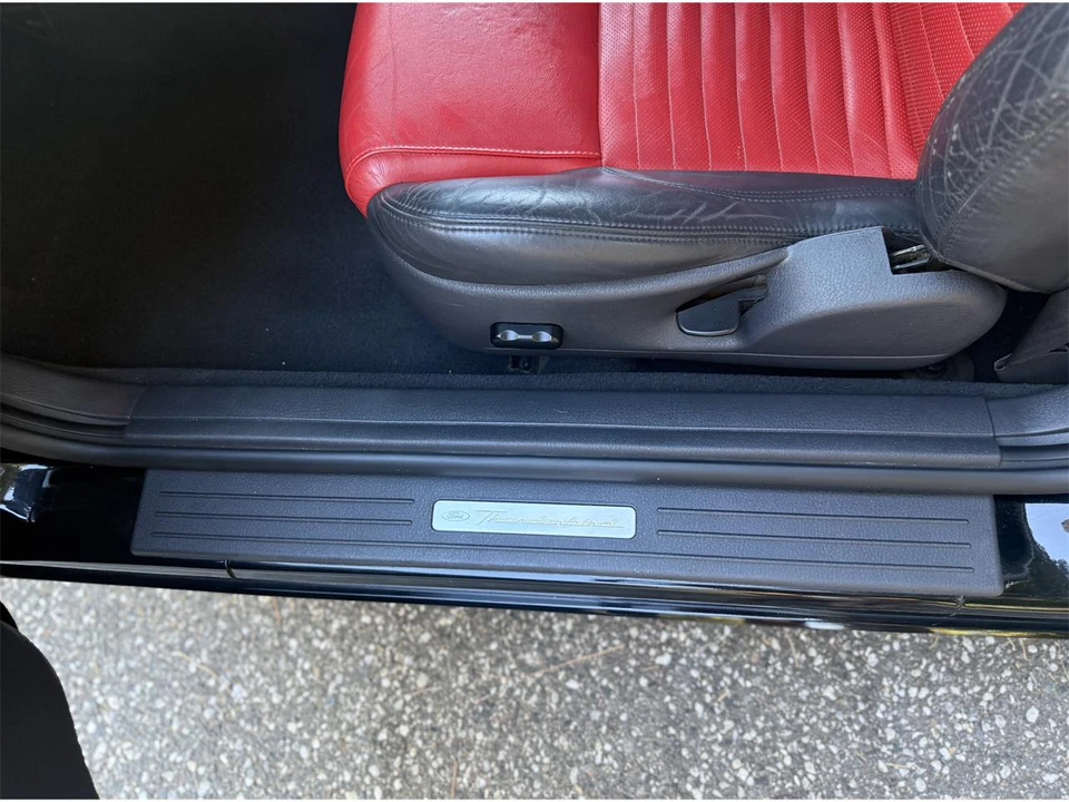 2002 Ford Thunderbird 11th Gen - Image 24 of 31