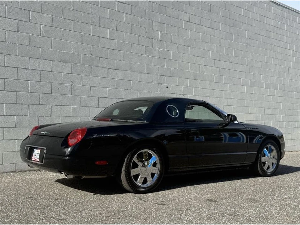 2002 Ford Thunderbird 11th Gen - Image 3 of 31