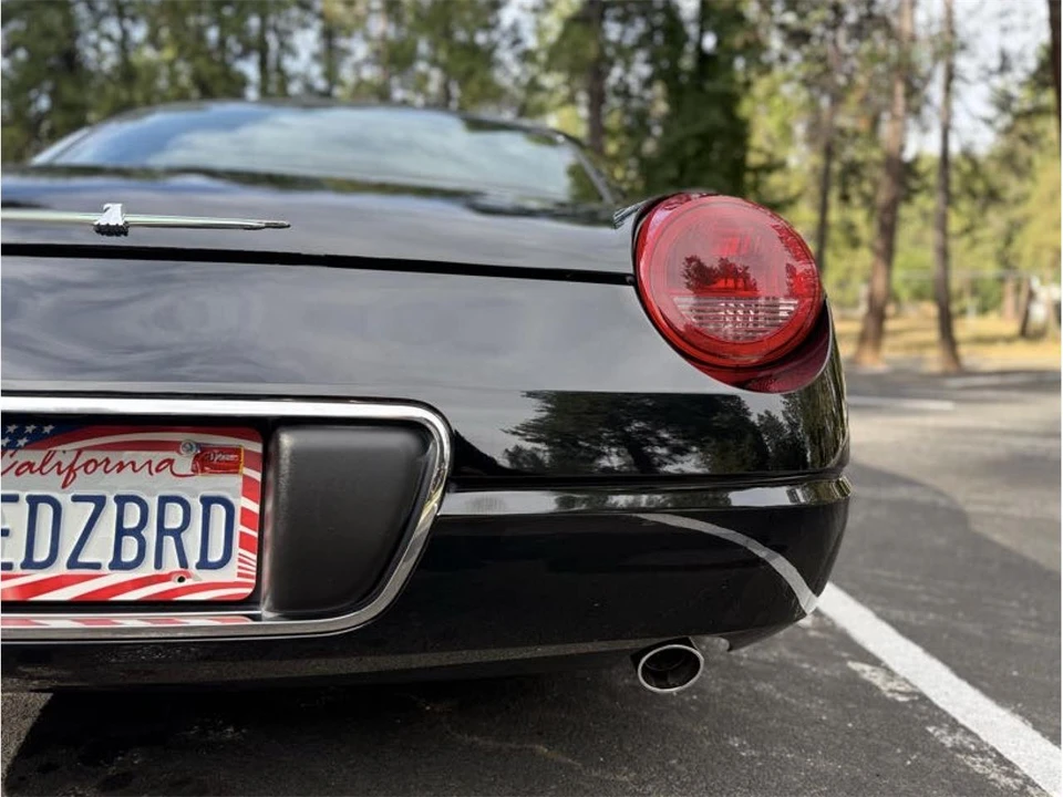 2002 Ford Thunderbird 11th Gen - Image 12 of 31