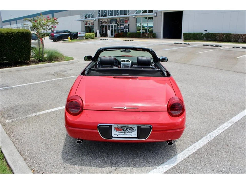 2002 Ford Thunderbird 11th Gen - Image 17 of 31