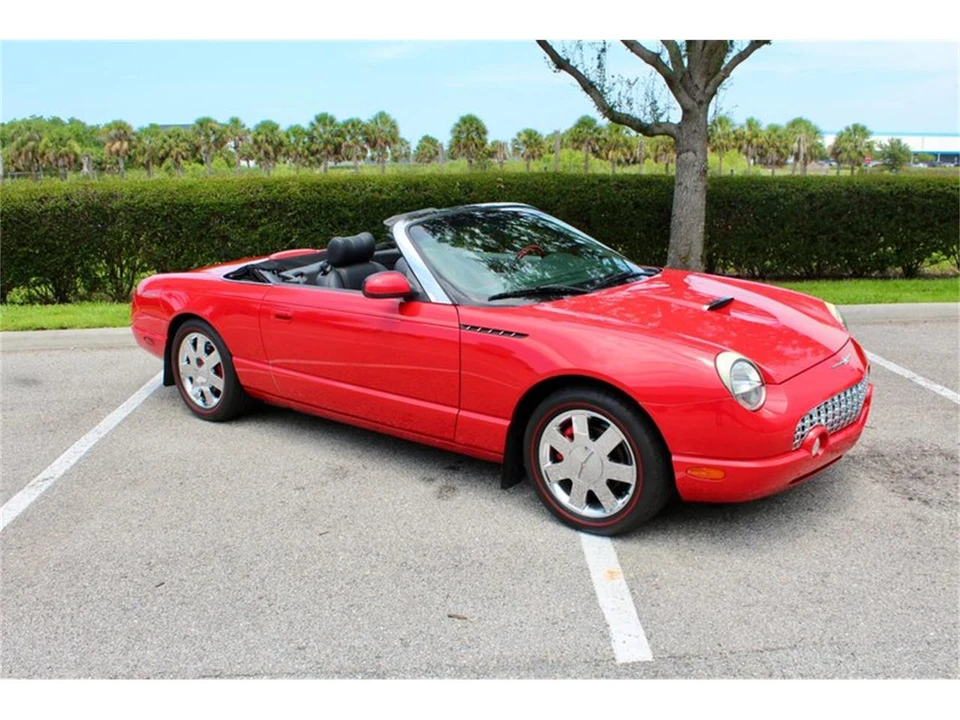 2002 Ford Thunderbird 11th Gen - Image 3 of 31