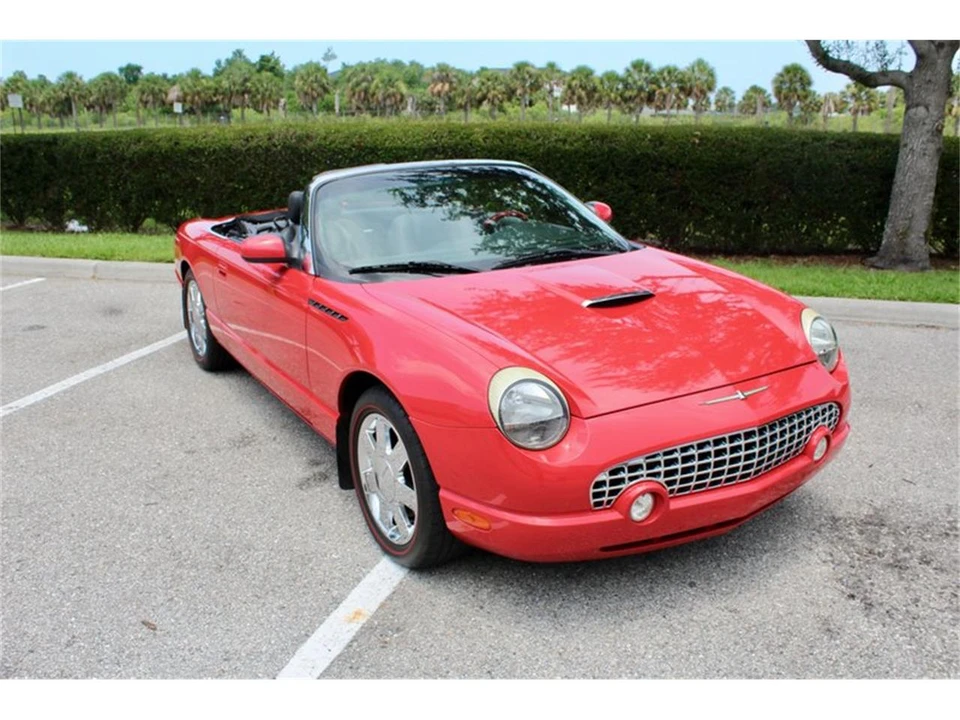 2002 Ford Thunderbird 11th Gen - Image 9 of 31