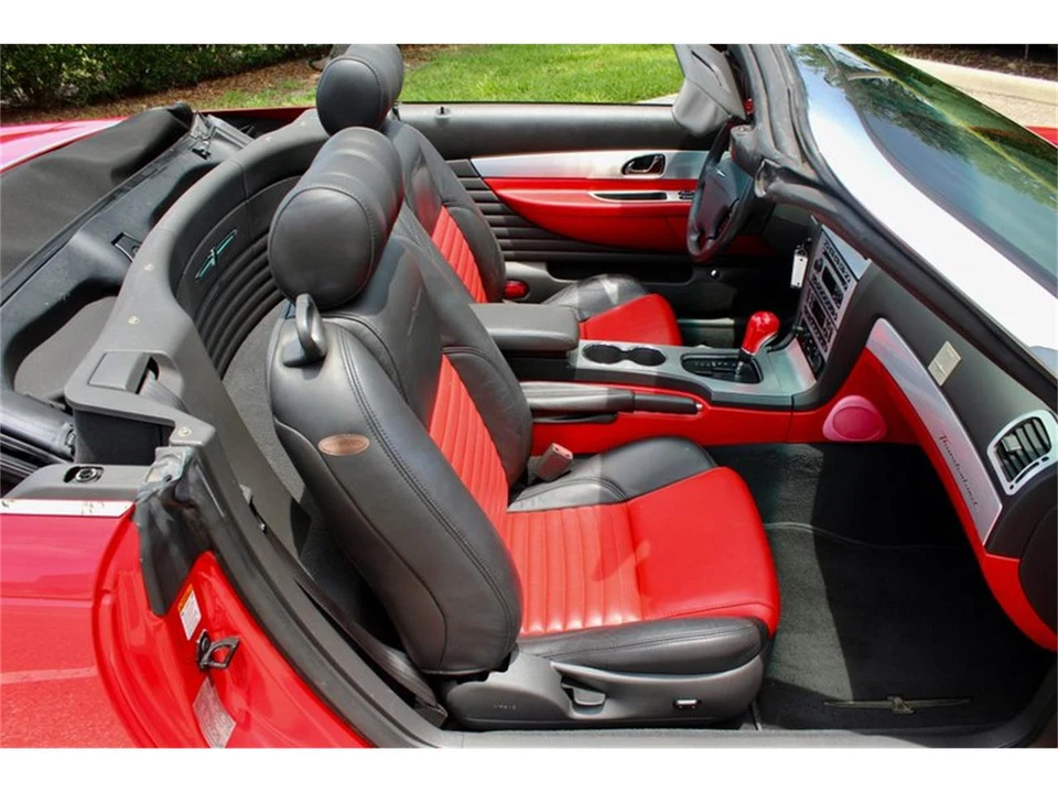 2002 Ford Thunderbird 11th Gen - Image 23 of 31