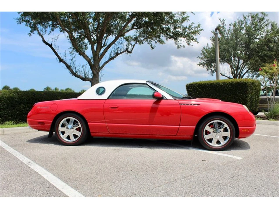 2002 Ford Thunderbird 11th Gen - Image 5 of 31