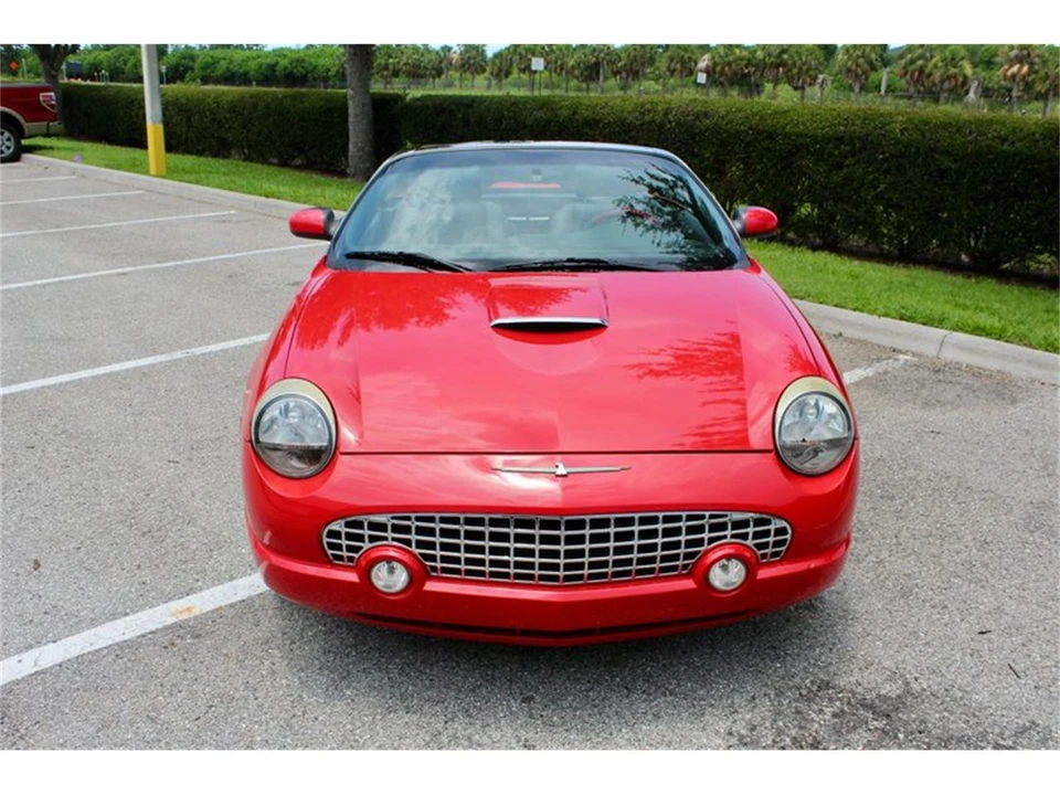 2002 Ford Thunderbird 11th Gen - Image 10 of 31