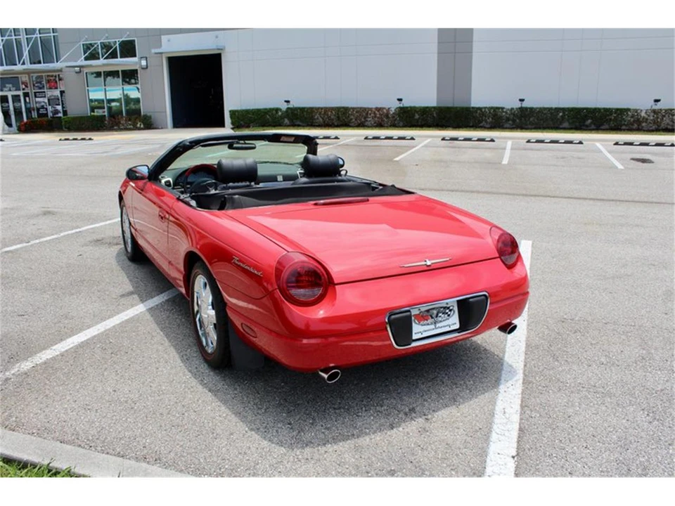 2002 Ford Thunderbird 11th Gen - Image 16 of 31