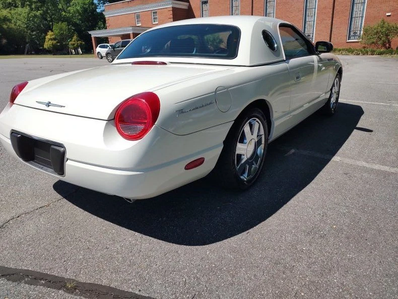 2002 Ford Thunderbird 11th Gen - Image 6 of 18