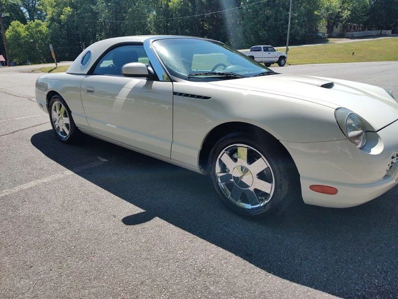 2002 Ford Thunderbird 11th Gen - Image 4 of 18