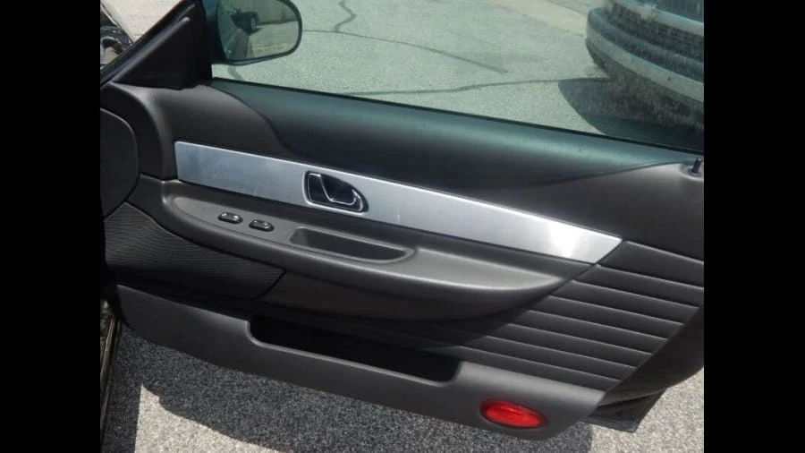 2002 Ford Thunderbird 11th Gen - Image 8 of 15